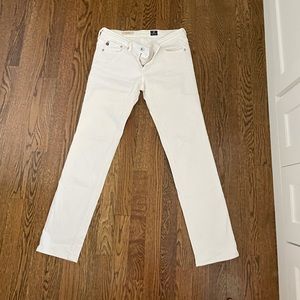 AG white stilt jeans 27R